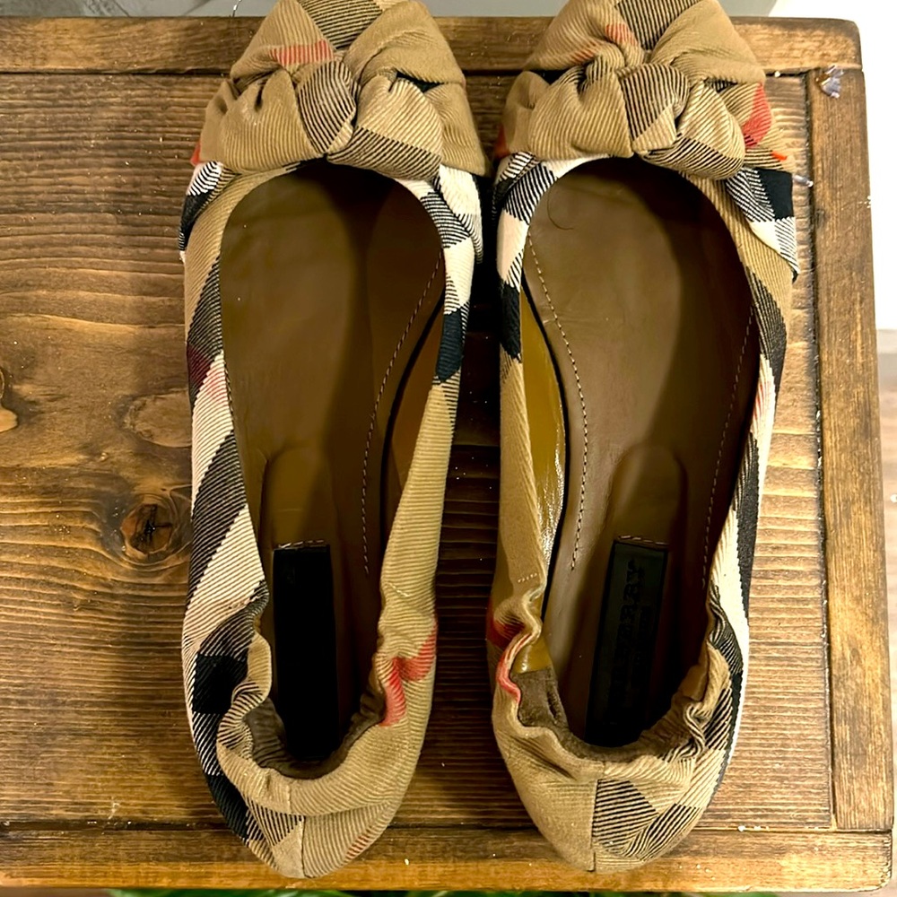Burberry loafers